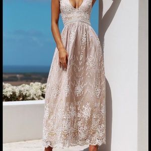 Hello Molly gold on the ceiling maxi dress in champagne